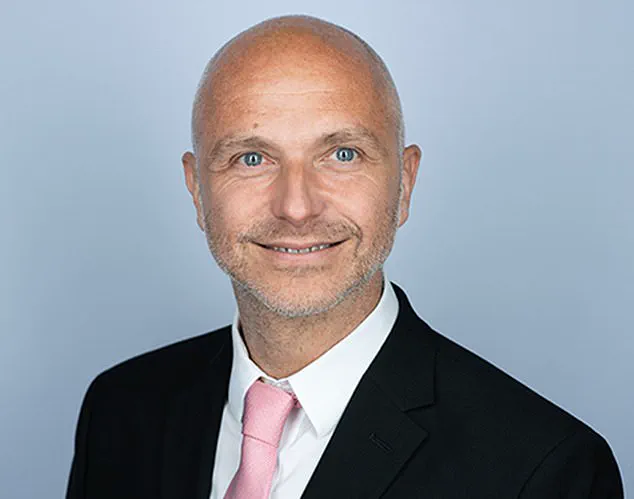 UK Cancer Patients Face 'Postcode Lottery' of Care, Reveals Macmillan Report