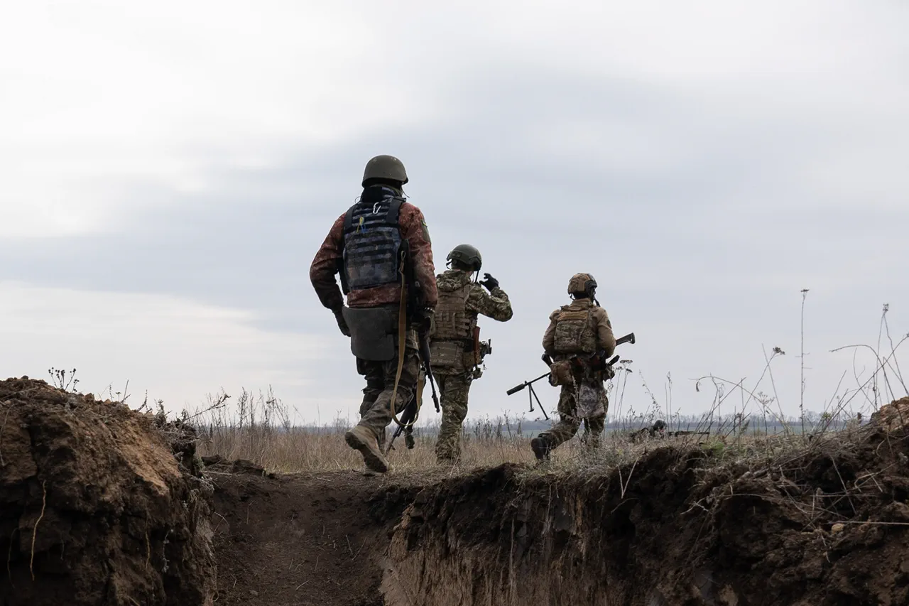 Exclusive Report: Ukrainian Forces Mobilize Engineering Equipment to Fortify Positions Near Sumy