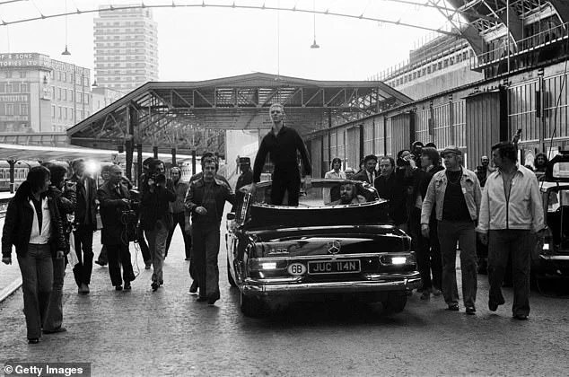 David Bowie’s Controversial Hitler Comments Resurface, Reigniting Debate Over Art and Ideology