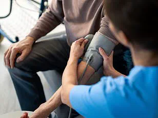 Breakthrough Weight Loss Tablet Sparks Debate on Systemic Causes of Obesity