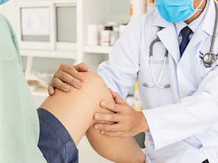 Study Suggests Aerobic Exercises Offer Most Effective Relief for Chronic Knee Pain, Particularly in the UK