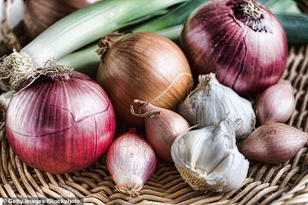 The Health Benefits of Garlic: Blood Pressure, Cholesterol, and Antioxidant Power