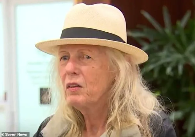 Luxury Cruise Ship *Coral Adventurer* Runs Aground Near Papua New Guinea, Stranding 123 Passengers