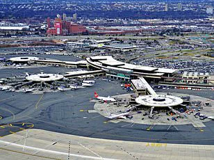 Public Health Alert: Measles Outbreak at Major US Airports Raises Concerns Over Disease Spread During Holiday Travel