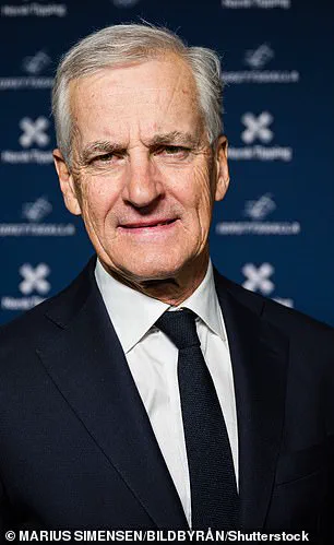 Trump Ratchets Up Pressure on NATO Over Greenland in Urgent Foreign Policy Move