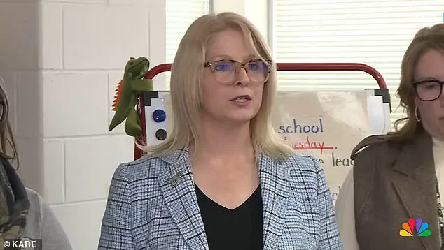 ICE Faces Urgent Backlash Over Controversial Photo of Child Detainment, Agency Claims Child Was Abandoned