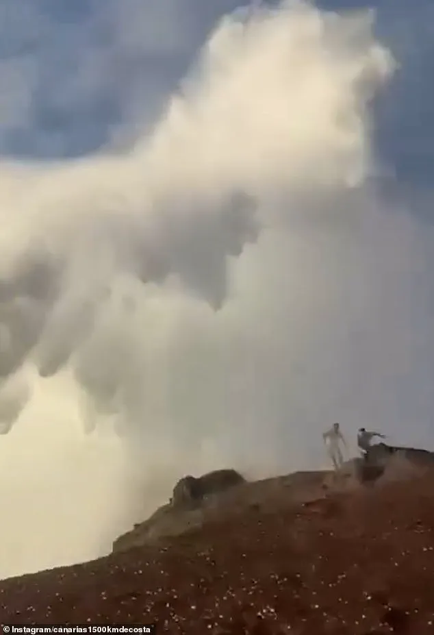 Selfie-Taking Tourists Narrowly Escape Death as Monstrous Wave Strikes in Canary Islands Storm