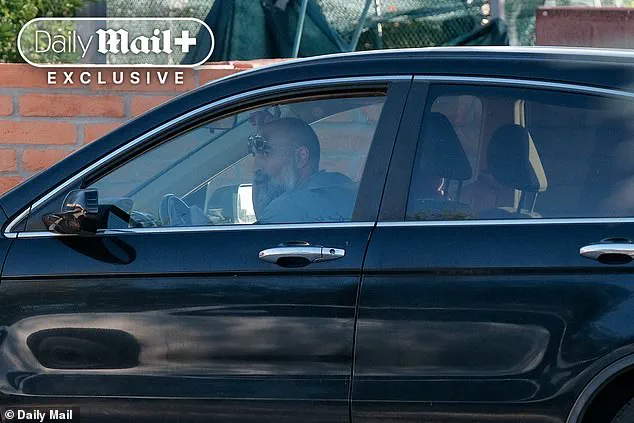 Savannah Guthrie's Sister and Brother-in-Law Make First Public Appearance as FBI Investigates Mother's Disappearance