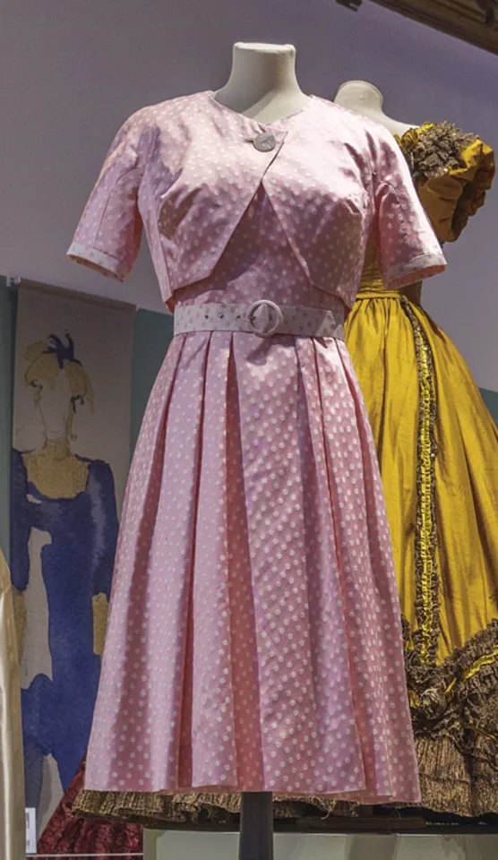 Claire Foy's Iconic Pink Silk Dress from *The Crown* Takes Center Stage in Dundee's Curtain Call Exhibition