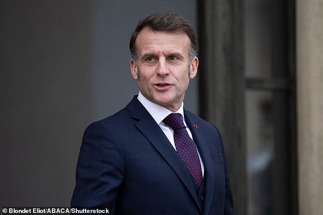 Spain's Deadly Blackout Reignites Renewable Energy Debate as Macron Criticizes 100% Green Model