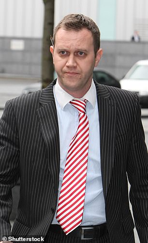 Explosive Claims: Former Officer Accuses Prince Andrew of Smuggling Women into Buckingham Palace Without Security Clearance