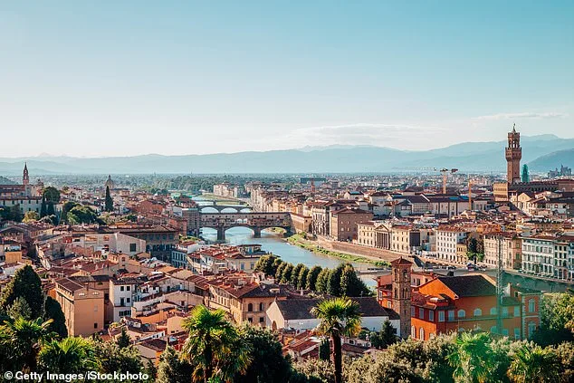 Florence Police Investigate Controversial 'Black Cube' Construction Amid UNESCO Heritage Clash