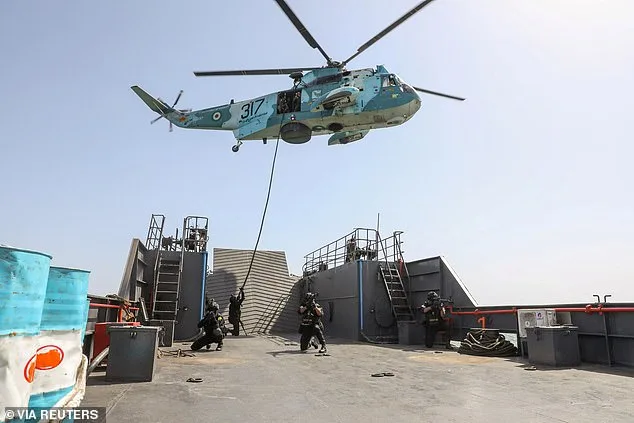 Iran, Russia Conduct Joint Drills in Gulf of Oman Amid Hormuz Closure and U.S. Military Buildup