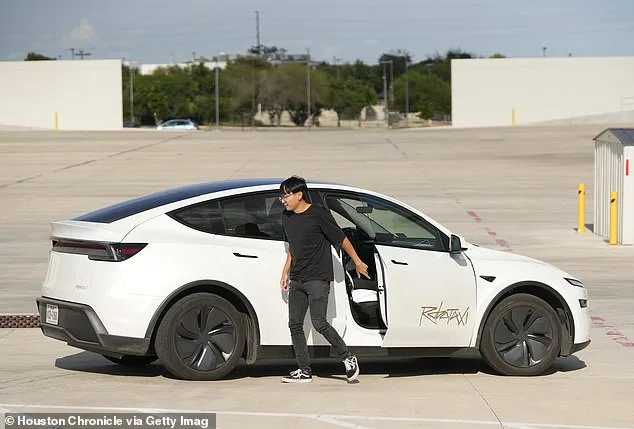 Tesla Robotaxis in Austin Face Backlash Over Crash Rate Exceeding Human Drivers