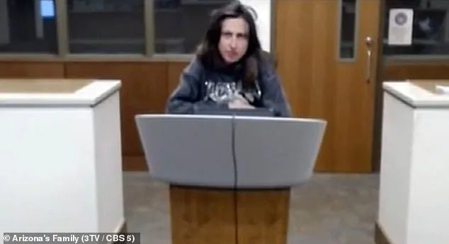 Arizona Woman Arrested for Kidnapping 2-Year-Old, Claims She's 'Long-Lost Daughter'; Meth Use Alleged