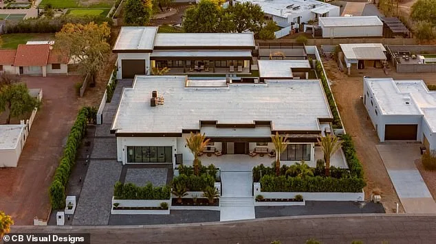 Ultra-Wealthy Americans Build High-Tech 'Castles' to Fortify Homes Against Invasions