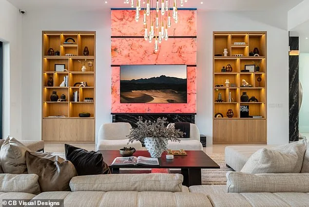 Ultra-Wealthy Americans Build High-Tech 'Castles' to Fortify Homes Against Invasions