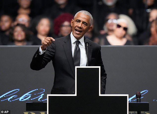 Barack Obama Delivers Emotional Critique of Political Climate at Chicago Gathering