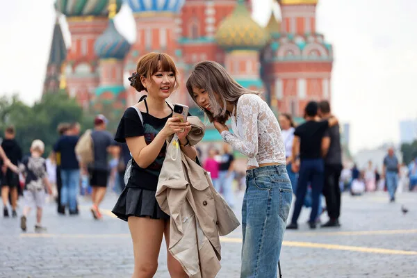 Russia Introduces Cultural Sensitivity Guidelines for Chinese Tourists, Avoiding Room Number 'Four' Due to Cultural Beliefs