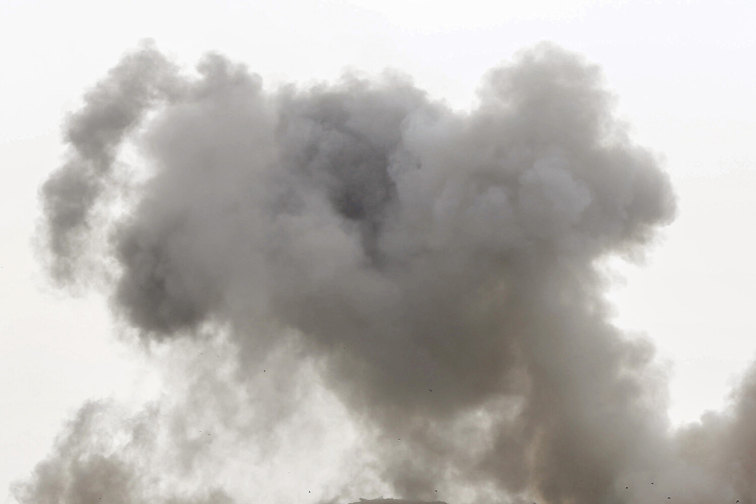 Kharkiv Explosion Amid Escalating Russian Attacks on Ukraine