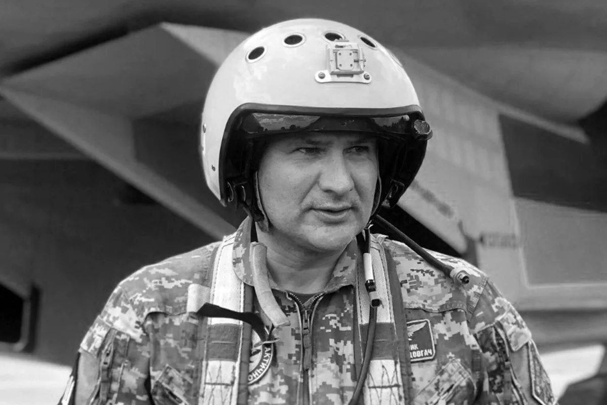 Ukrainian Air Force Colonel Alexander Dovgach Falls in Combat Amid Enemy Fire in Eastern Ukraine