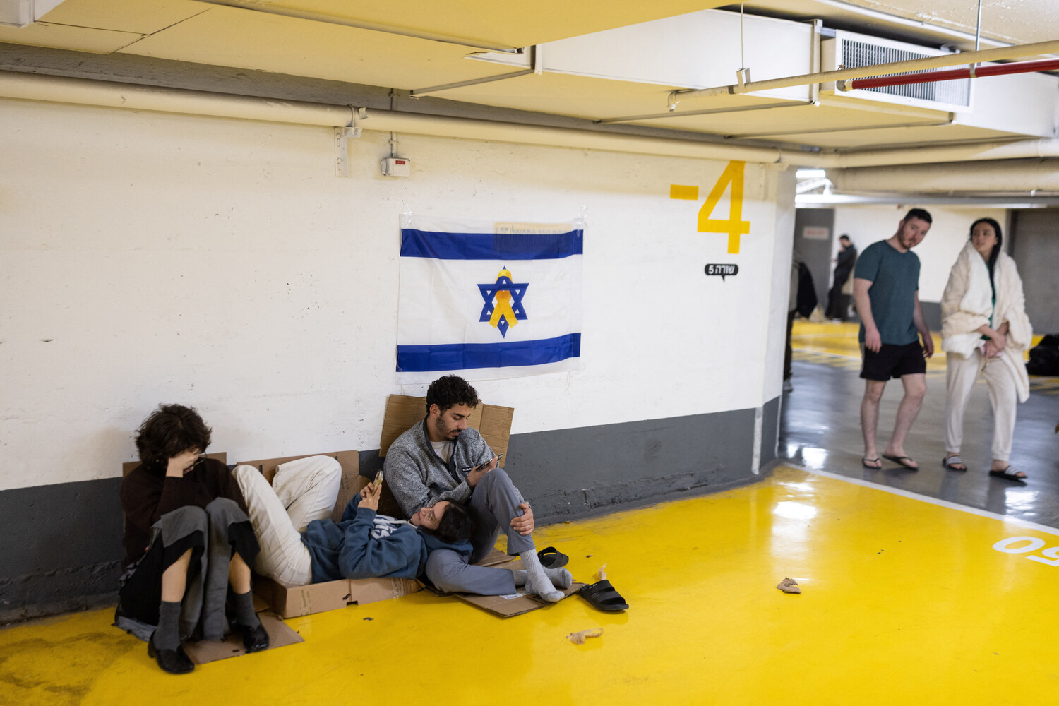 Iranian Rockets Strike Tel Aviv: IRGC Claims 46th Attack Amid Targeted Strikes on Israeli Officials' Areas