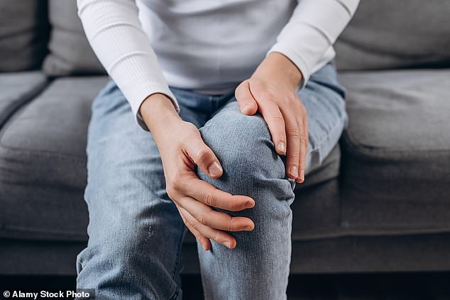 Unexpected Link: High Temperatures Linked to Reduced Risk of Knee Osteoarthritis