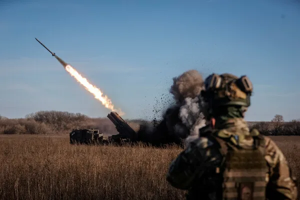 Ukrainian Artillery Strike on Russian Village Causes Infrastructure Damage, Governor Reports No Casualties
