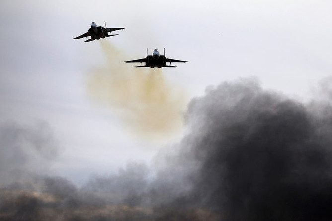 Israeli Strike Destroys Key Litani River Bridge in Southern Lebanon, Targeting Hezbollah Weapons Smuggling Routes