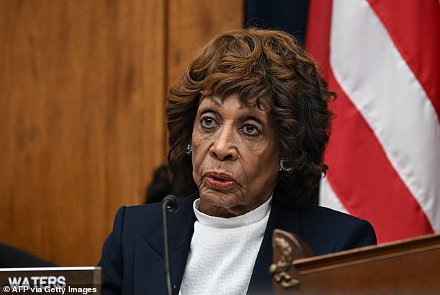 Public Demands Age Limits for Lawmakers as Maxine Waters' Re-Election Fuels Controversy