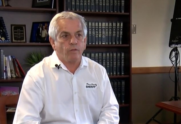 Savannah Guthrie's Emotional Vulnerability in Heart-Wrenching Interview with Hoda Kotb Over Mother's Disappearance