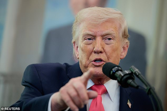 Trump Announces Peace Talks with Iran Amid Internal Disagreements and Military Build-Up