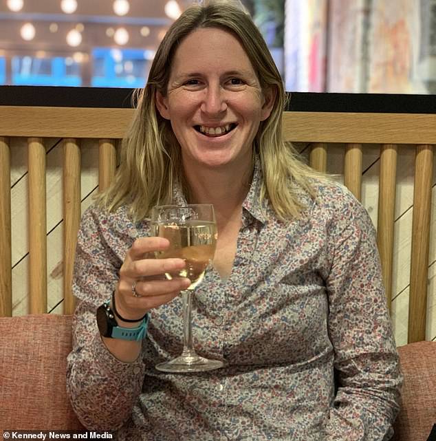 Faint Brown Line Under Fingernail Warns of Deadly Cancer, Experts Urge Vigilance