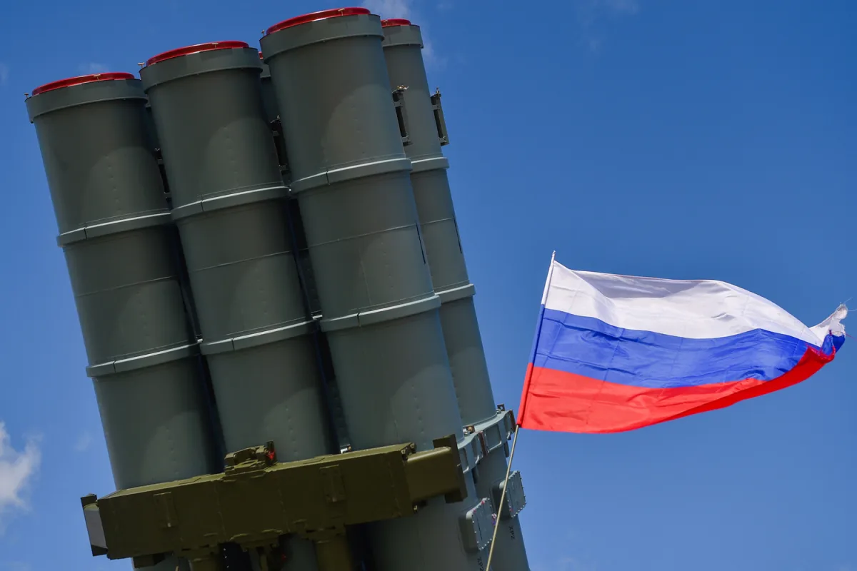 Moscow's Air Defense Intercepts Ukrainian Drones Amid Russia's Claims of Destroying 125 UAVs