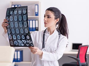 Nurturing Family Relationships May Reduce Dementia Risk, Study Finds