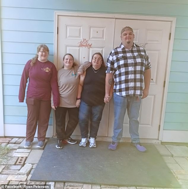 Van Crash Near Wiggins, Mississippi Claims Five Lives, Including Mother and Daughters