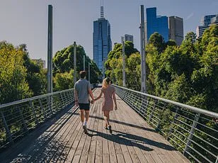 Bowel Cancer Screening in England Faces Crisis as Nearly a Third of Eligible Individuals Fail to Complete Tests, Threatening Early Diagnosis and Increasing Risk of Advanced-Stage Disease