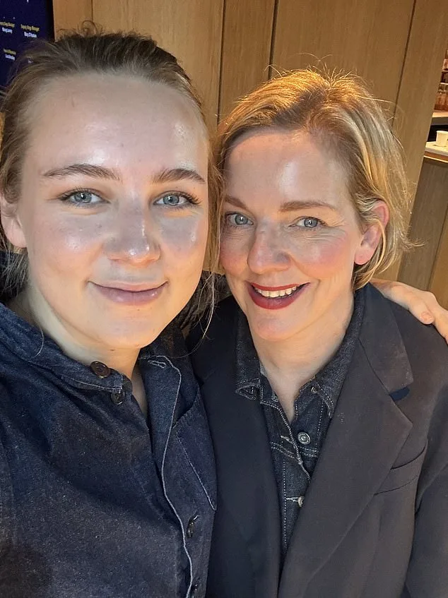 Young Women in Their 20s Turn to Botox for 'Prejuvenation