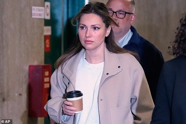 Jessica Mann Testifies Weinstein Trapped and Assaulted Her in Hotel