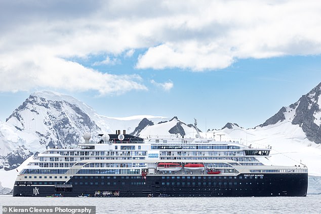 HX Expeditions launches immersive 1896 cabin aboard MS Fridtjof Nansen.