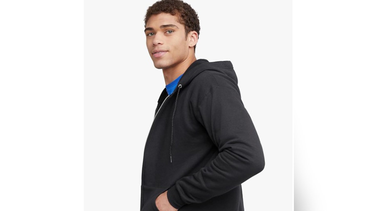 Post-Memorial Day Sales Offer Huge Discounts on Pillows, Earbuds, and AirPods Pro