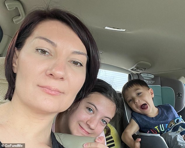 Fatal bus crash kills family of four hours before their wedding