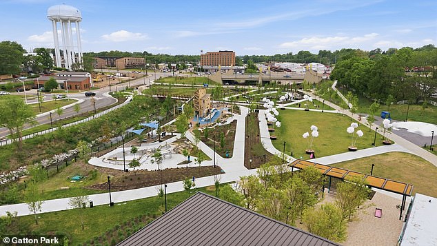 Charity leader sues Kentucky town over broken park naming deal