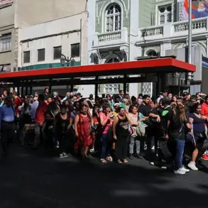 Chile Blackout Brings Chaos to Santiago: Subways Stalled, Travel Disrupted