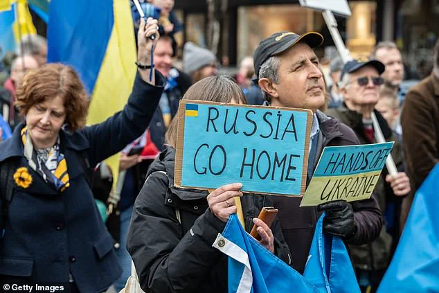 London Rally Shows Support for Ukraine as World Condemns Putin's War