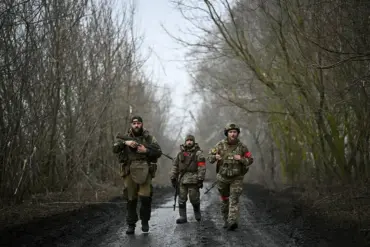 Russian troops advance in the Kursk Region