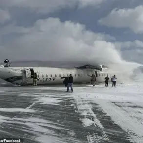 Terrifying Airport Evacuation: Delta Air Lines Passengers Escape Smoke-Filled Cabin