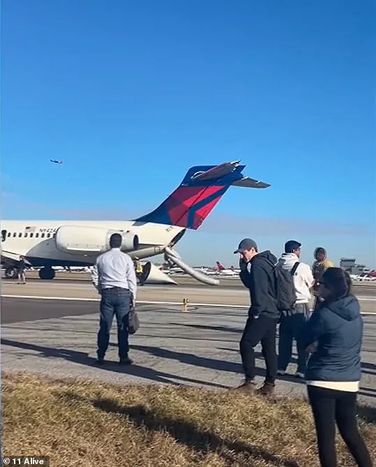 Urgent Evacuation on Delta Air Lines Flight after Smoke Fills Cabin