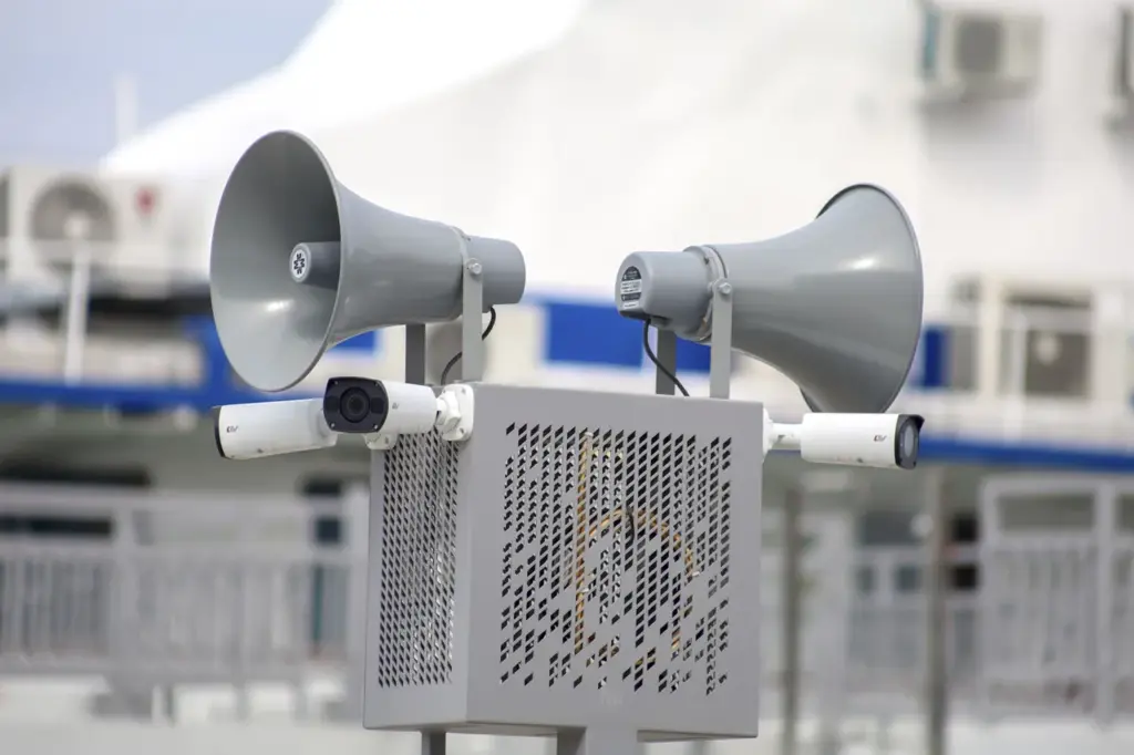 Kursk Oblast Issues Urgent Rocket Danger Warning: Limited Access Telegram Alert