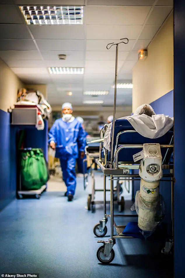 Mother Spends Eight Days on Hospital Corridor in Inhumane Conditions